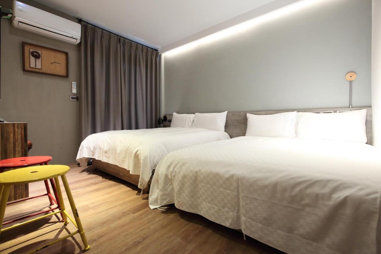 Midori Hostel เมืองฮวาเหลียน ภายนอก รูปภาพ