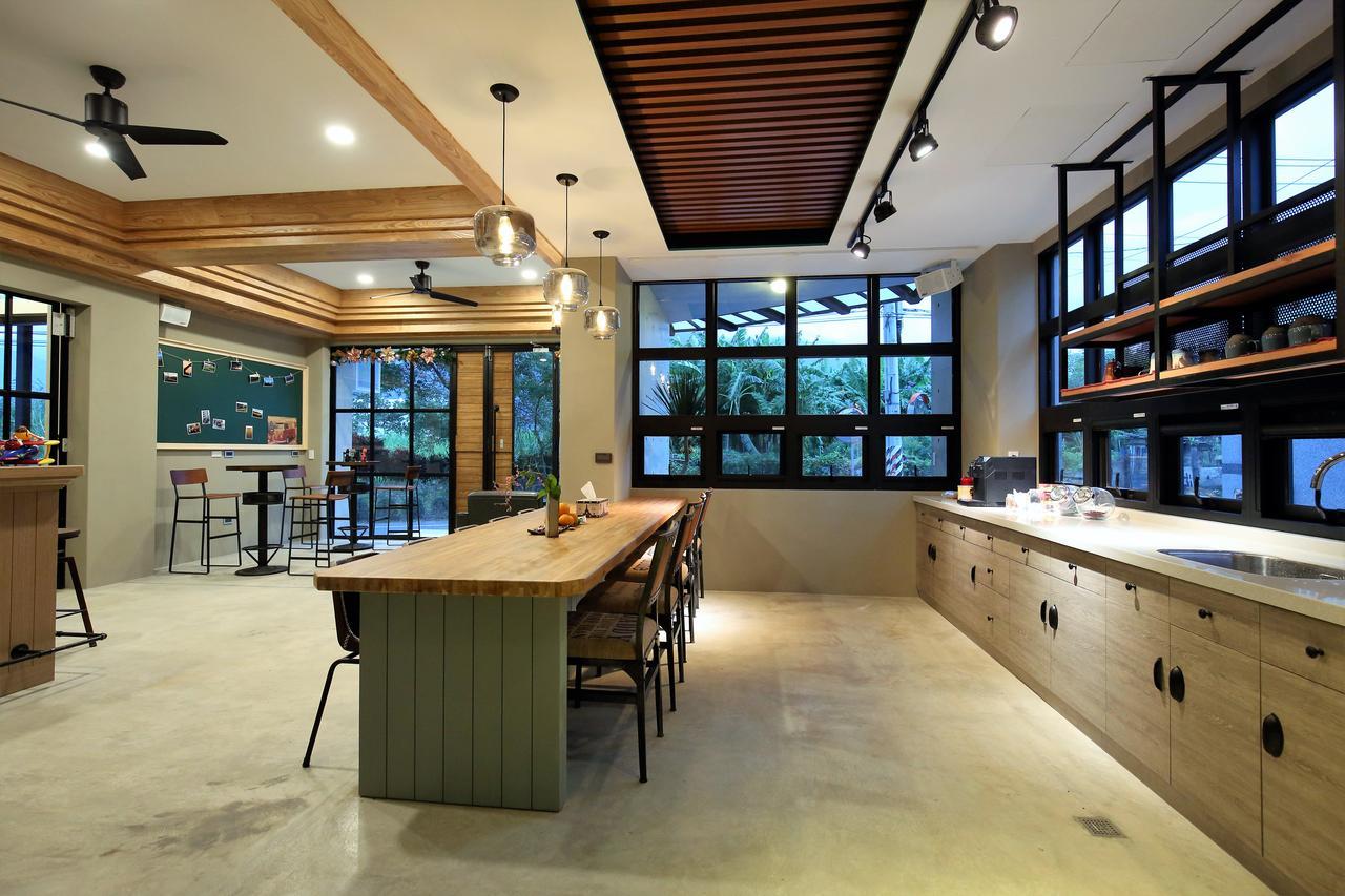 Midori Hostel เมืองฮวาเหลียน ภายนอก รูปภาพ