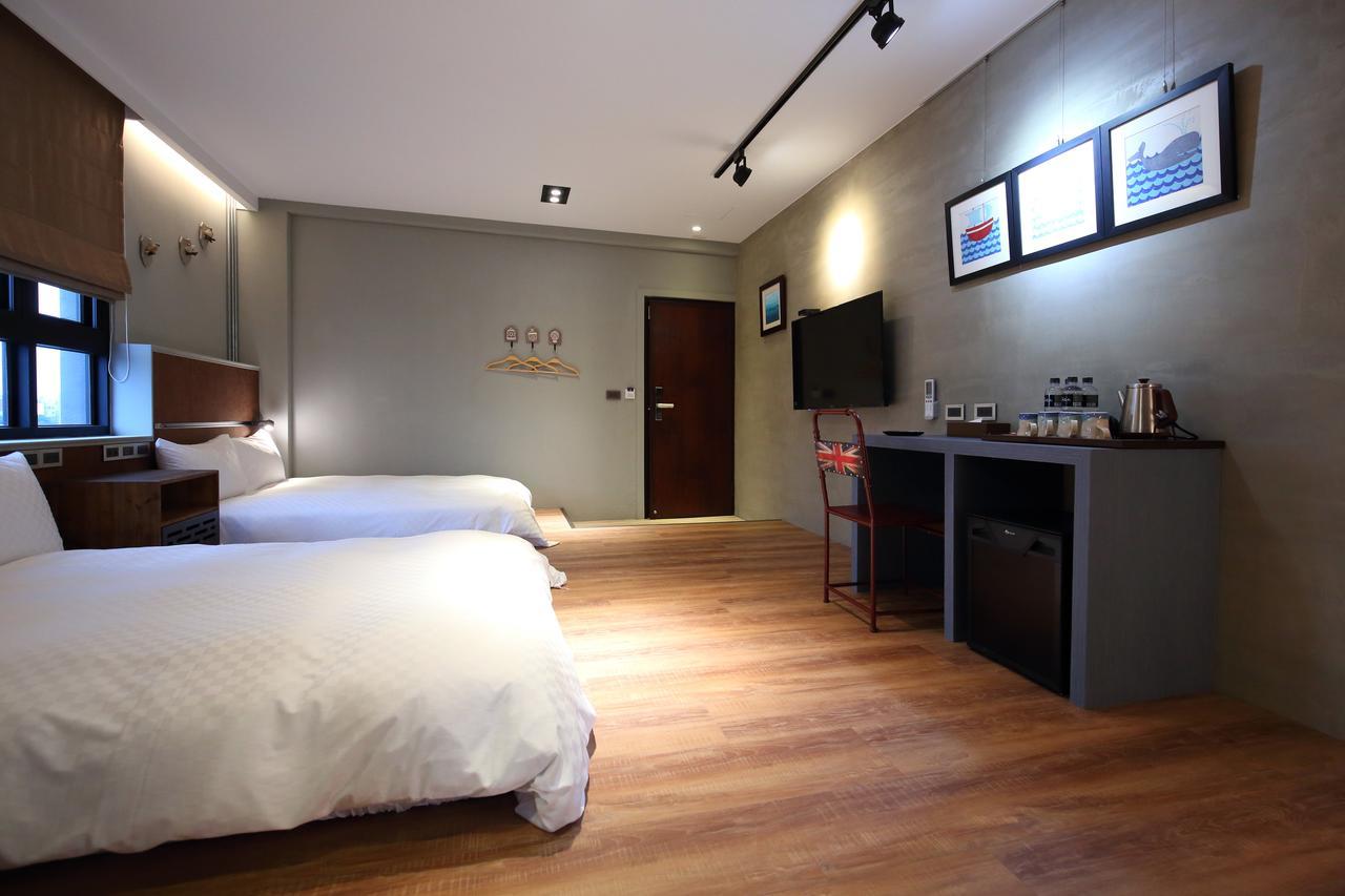 Midori Hostel เมืองฮวาเหลียน ภายนอก รูปภาพ