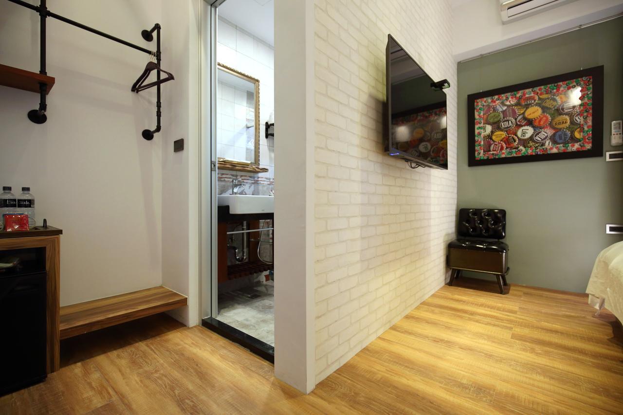 Midori Hostel เมืองฮวาเหลียน ภายนอก รูปภาพ